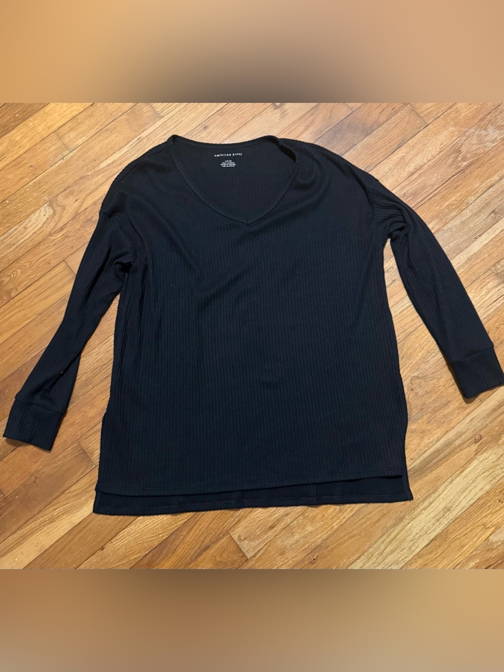 American Eagle Outfitters Oversized Black Ribbed V-Neck Long Sleeve Comfy Tee